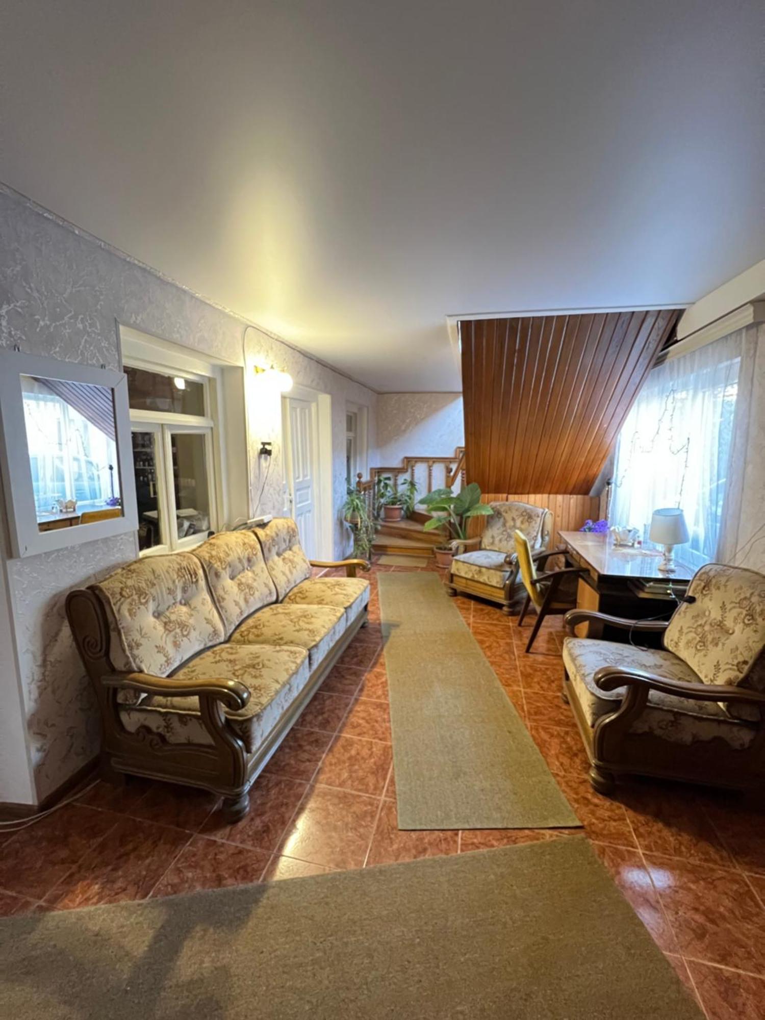 Guesthouse Lilia &Wine Celler Telavi Exterior foto